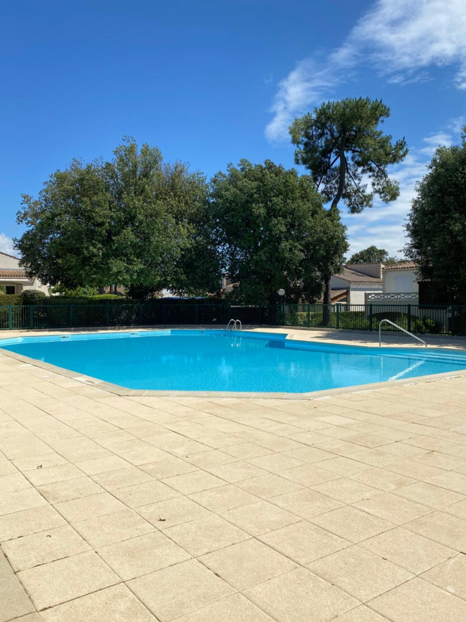 Villa Les Hauts De St Palais Saint-Palais-sur-Mer Exteriör bild